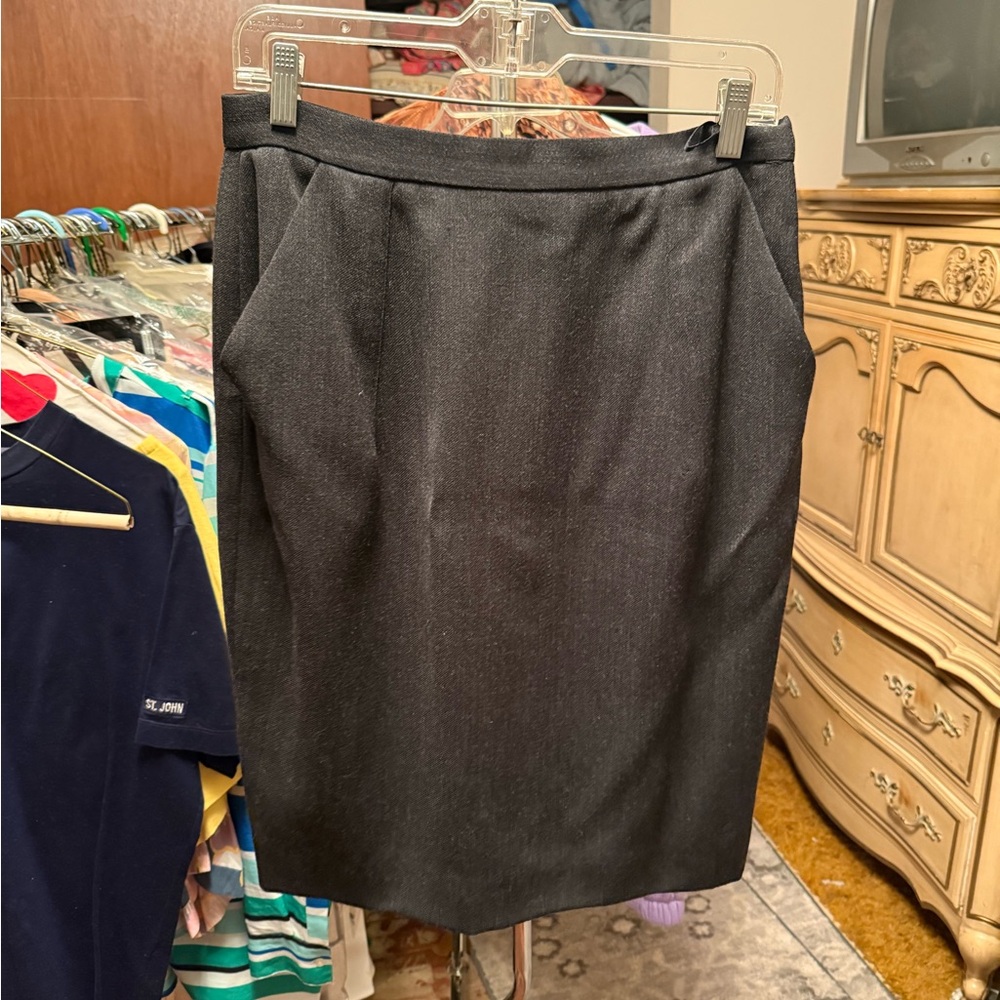 Dana Buchman Charcoal Pencil Skirt